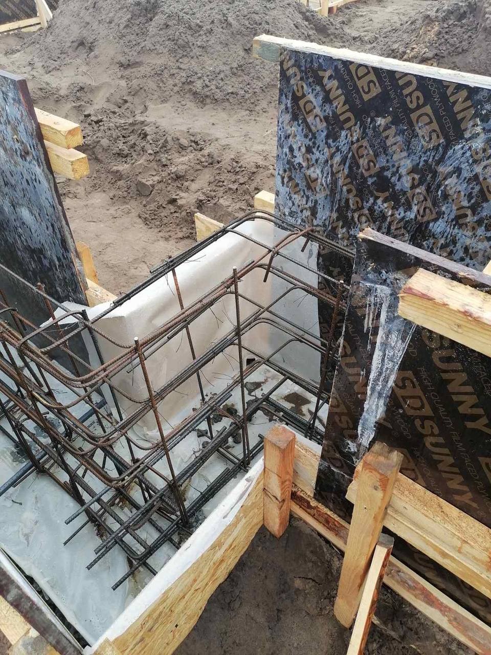 Фундамент Новосілки - Фото1 від best-dom.com.ua